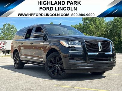Used 2024 Lincoln Navigator L Reserve w/ Monochromatic Package