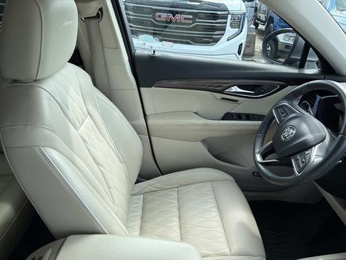 Used 2021 Buick Envision Avenir w/ Technology Package II FWD image 14