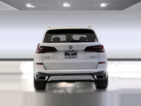 Used 2026 BMW X5 sDrive40i w/ M Sport Package RWD image 9