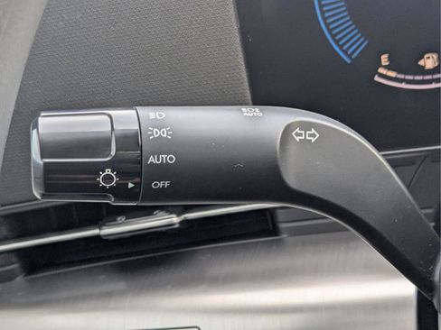 New 2026 Hyundai Kona SE FWD image 32