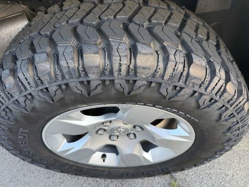 Used 2023 RAM 1500 Tradesman image 5