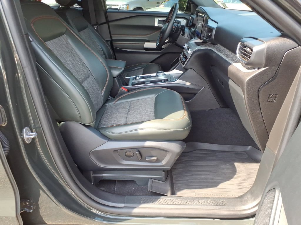 Used 2023 Ford Explorer Timberline w/ Timberline Technology Package AWD/4WD image 12