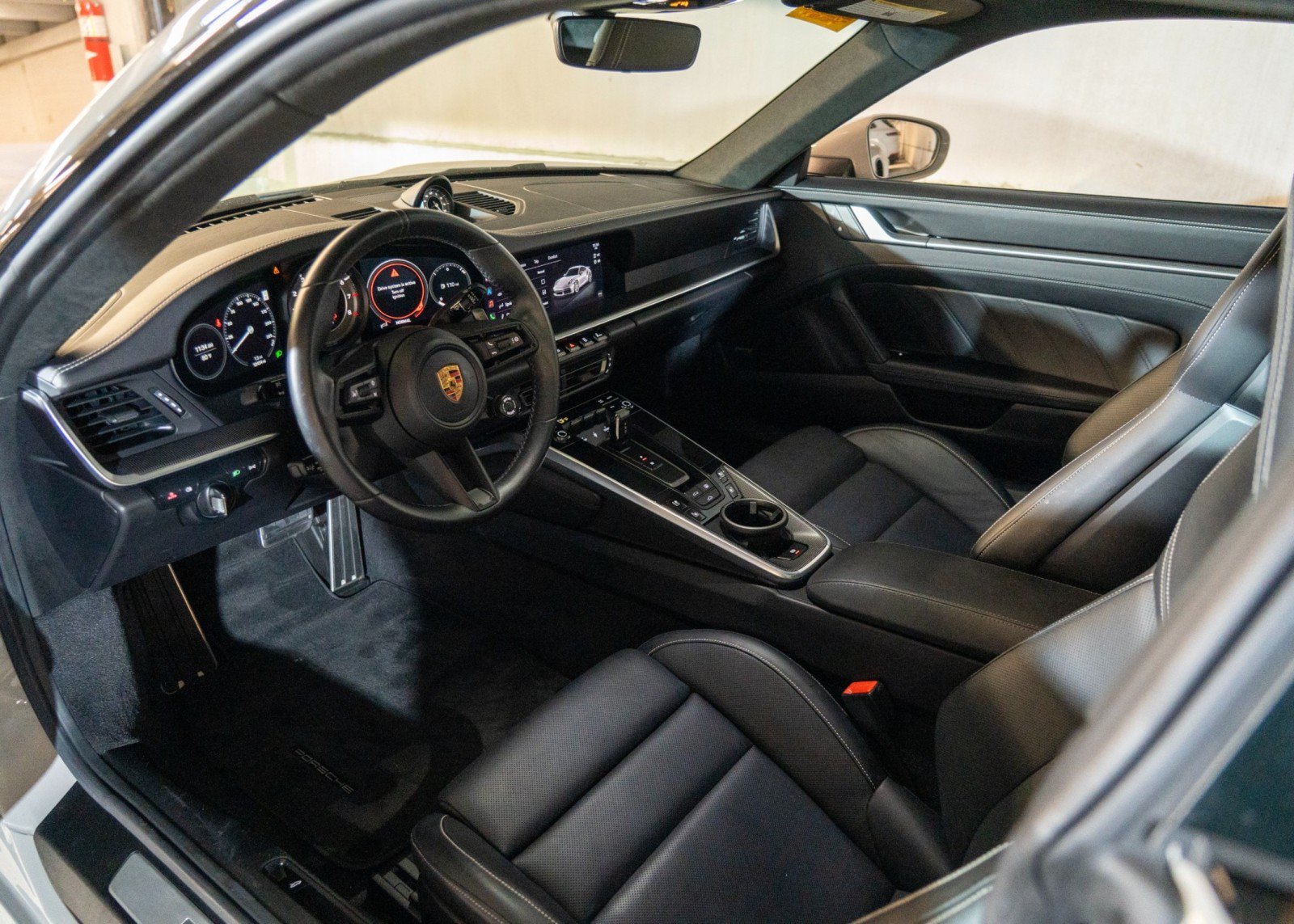 Certified 2024 Porsche 911 Turbo S AWD/4WD image 4