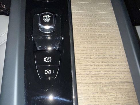 Used 2026 Volvo XC60 B5 Plus w/ Protection Package Premier AWD/4WD image 23