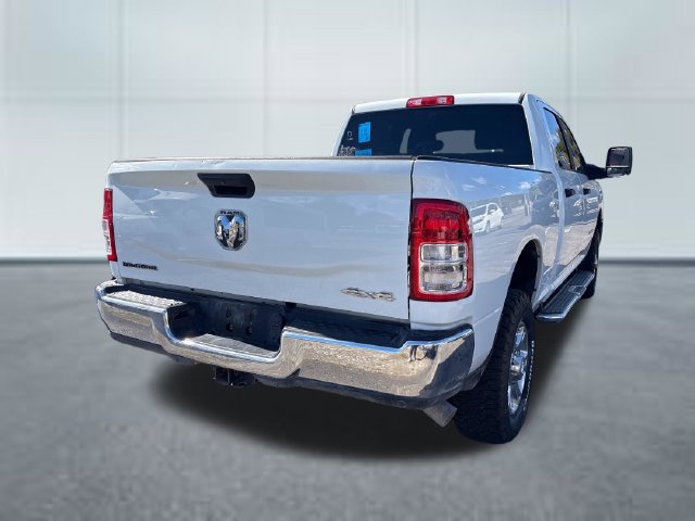 Used 2024 RAM 2500 Big Horn w/ Off Road Package AWD/4WD image 4