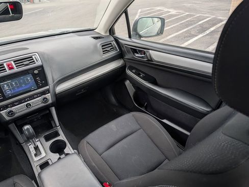Used 2017 Subaru Legacy 2.5i Premium image 11