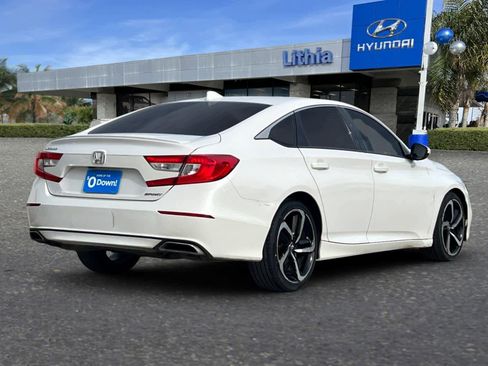 Used 2019 Honda Accord Sport image 2