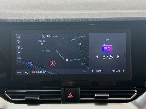 Used 2022 Kia Niro EX image 21