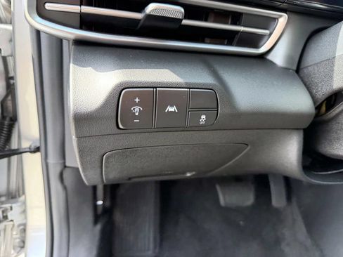 Certified 2023 Hyundai Elantra SEL w/ Convenience Package FWD image 20