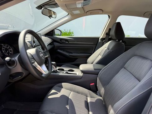 New 2026 Nissan Altima 2.5 SV FWD image 13