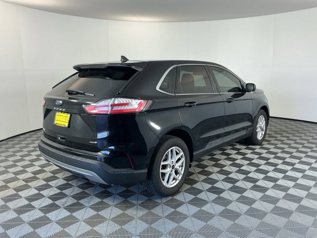 Used 2024 Ford Edge SEL AWD/4WD image 5