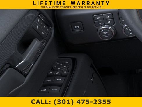 New 2026 GMC Sierra 2500 AT4 w/ AT4 Premium Plus Package AWD/4WD image 22