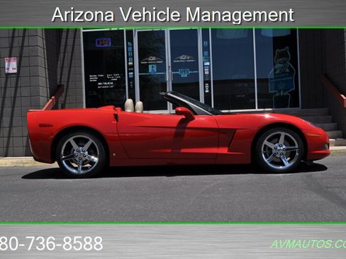Used 2007 Chevrolet Corvette Convertible w/ Preferred Equipment Group RWD image 4