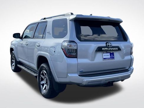 Used 2024 Toyota 4Runner TRD Off-Road Premium image 4