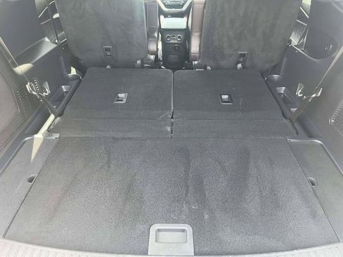 Certified 2025 Ford Explorer Platinum w/ LUX Leather Package AWD/4WD image 21