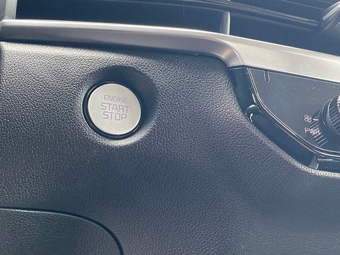 New 2026 Kia Sorento LX FWD image 18