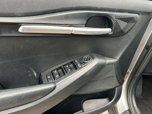 Used 2024 Kia Seltos LX image 16