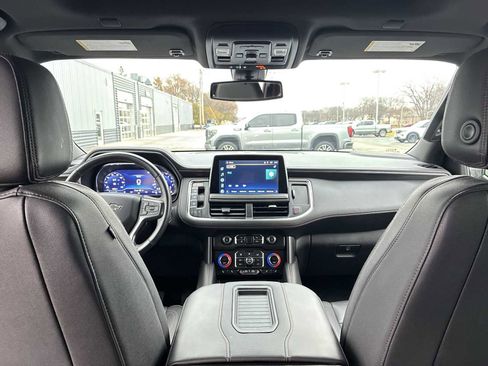 Certified 2022 Chevrolet Suburban RST w/ Luxury Package image 20