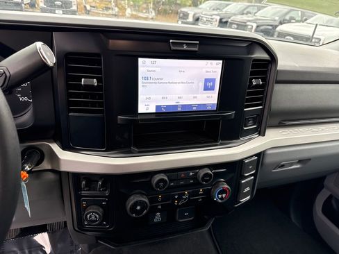 Used 2025 Ford F250 XLT w/ Tremor Off-Road Package image 18