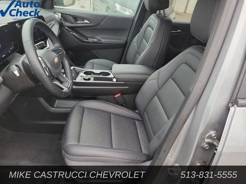 Used 2026 Chevrolet Equinox LT w/ Convenience Package II FWD image 27