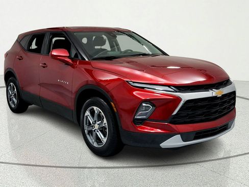 Used 2024 Chevrolet Blazer LT w/ LPO, Floor Liner Package FWD image 7
