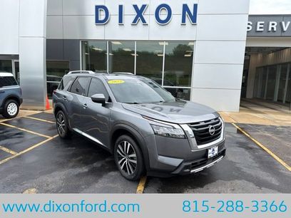 Used 2023 Nissan Pathfinder Platinum