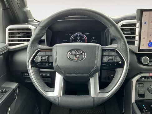 Used 2025 Toyota Tundra Platinum AWD/4WD image 14