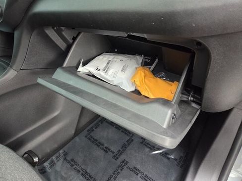 Used 2023 Chevrolet Equinox LT FWD image 17
