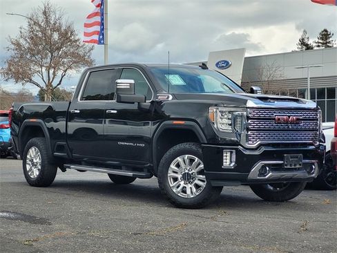 Used 2020 GMC Sierra 2500 Denali w/ Denali Ultimate Package image 2