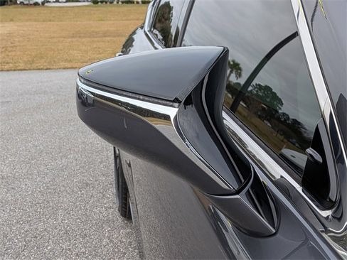 Certified 2023 Lexus ES 350 F Sport w/ Accessory Package (Z2) image 11