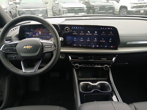 New 2026 Chevrolet Traverse LT w/ Driver Confidence Package image 7