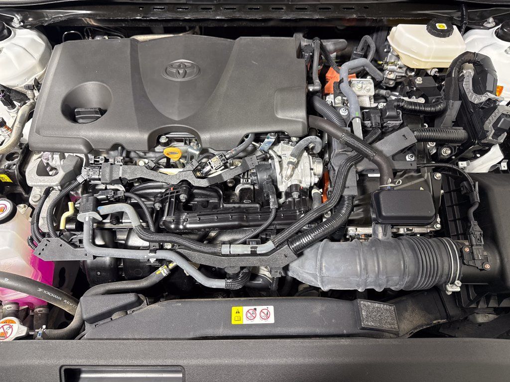 Used 2025 Toyota Camry LE FWD image 35