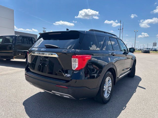 Used 2021 Ford Explorer XLT w/ Equipment Group 202A RWD image 21