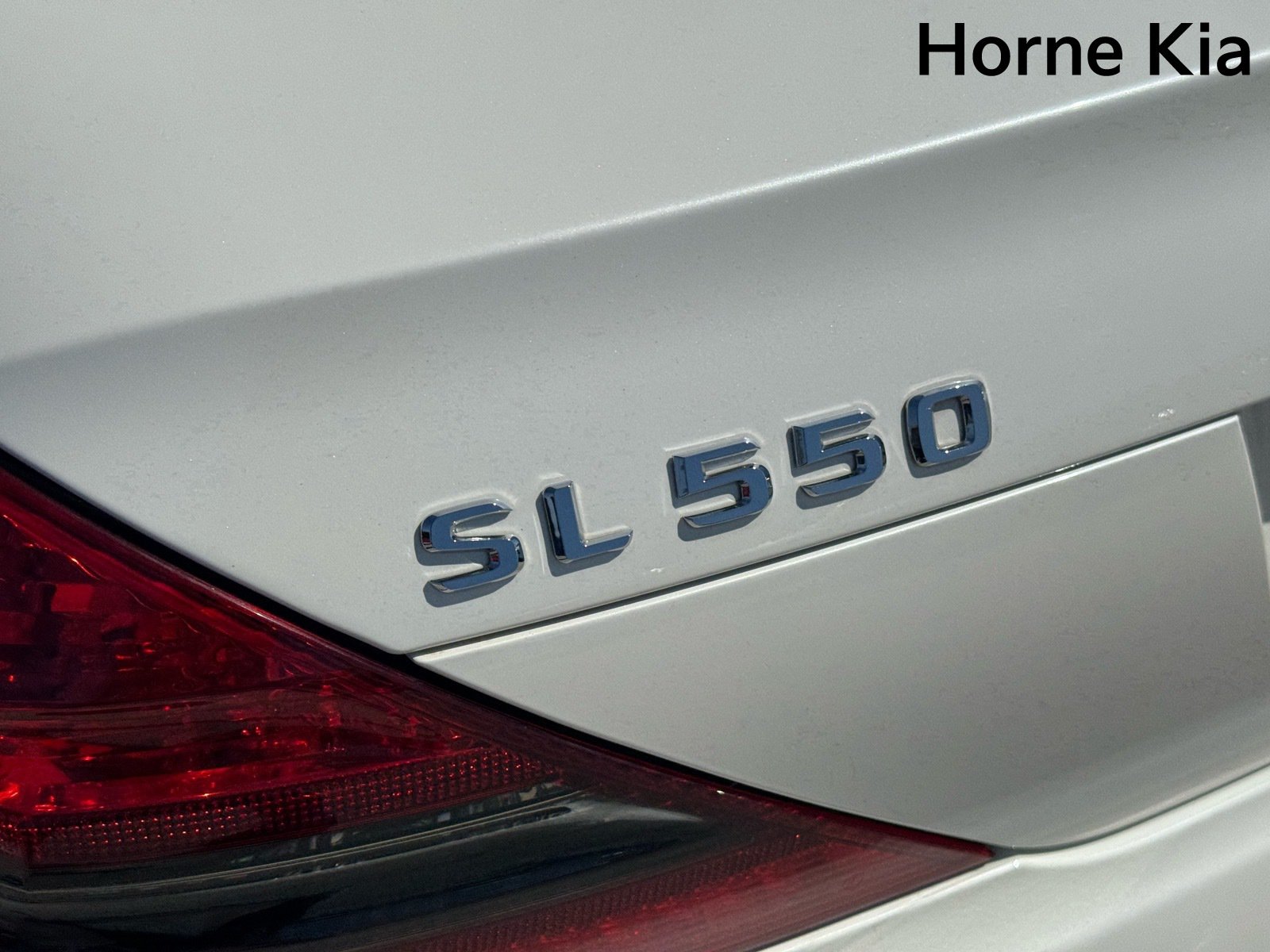 Used 2011 Mercedes-Benz SL 550 image 29