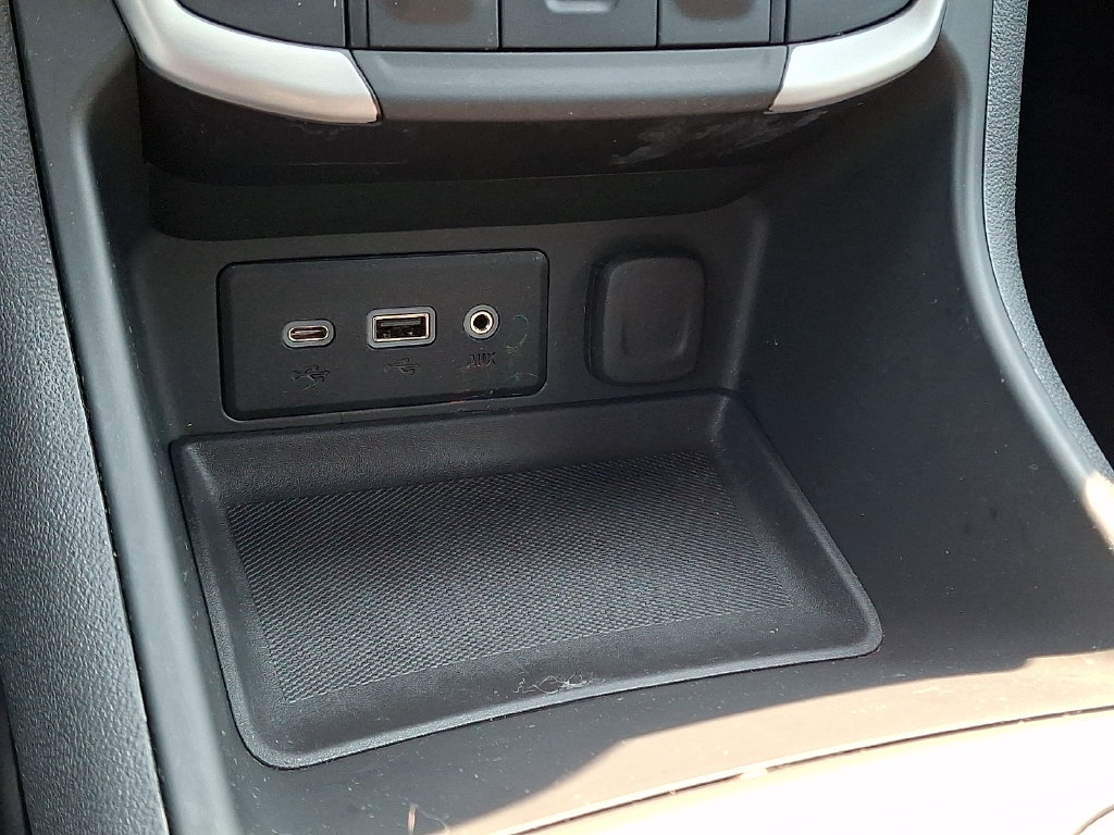 Used 2023 GMC Terrain SLE w/ Driver Convenience Package AWD/4WD image 24