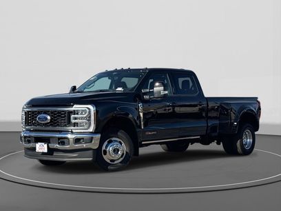 New 2026 Ford F350 Lariat w/ Lariat Ultimate Package