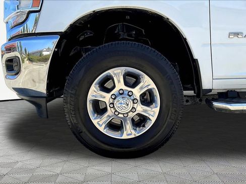 Used 2023 RAM 2500 Big Horn w/ Level 1 Equipment Group AWD/4WD image 32