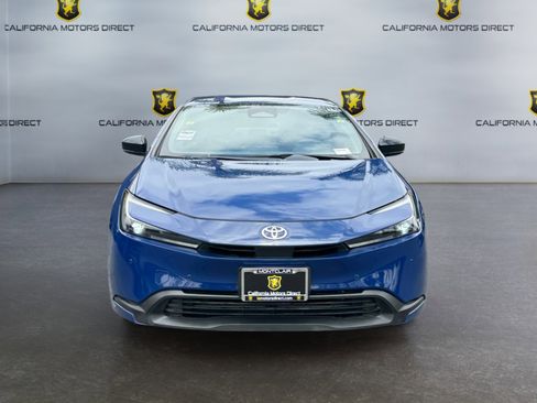 Used 2024 Toyota Prius LE FWD image 8