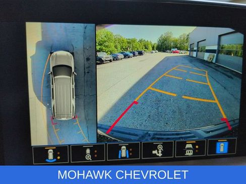 Used 2023 Chevrolet Tahoe High Country AWD/4WD image 15