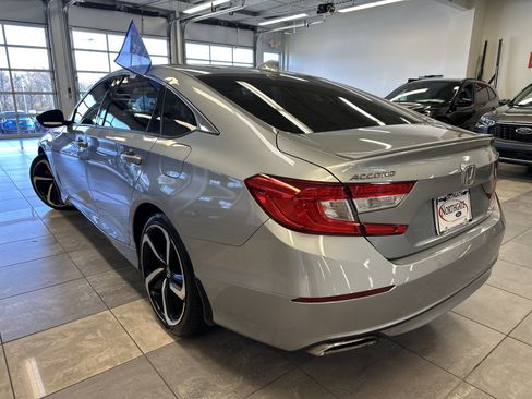 Used 2020 Honda Accord Sport image 14