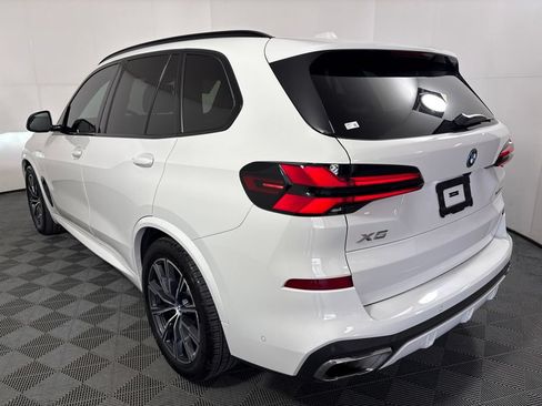 Certified 2025 BMW X5 xDrive50e w/ M Sport Package AWD/4WD image 7