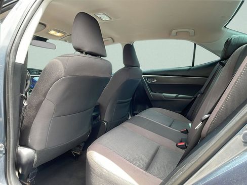 Used 2018 Toyota Corolla LE image 20