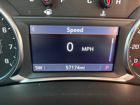 Used 2024 Chevrolet Equinox RS w/ RS Leather Package FWD image 26