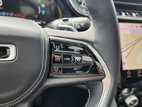 Used 2022 Jeep Grand Cherokee Overland image 21