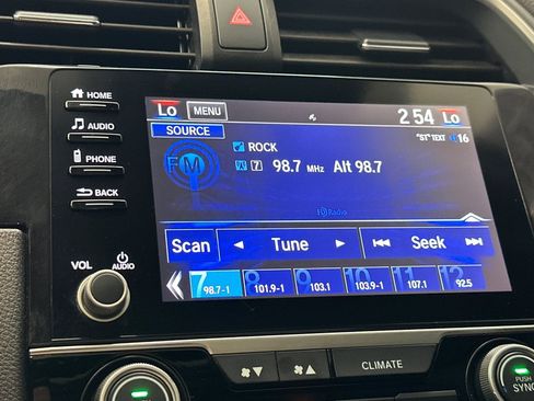 Used 2019 Honda Civic EX image 22