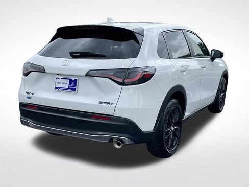Certified 2026 Honda HR-V Sport image 6