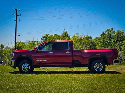 New 2026 GMC Sierra 3500 SLT w/ SLT Premium Package AWD/4WD image 9