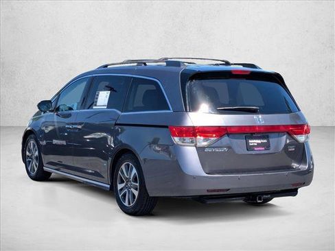 Used 2015 Honda Odyssey Touring Elite image 8