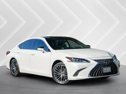 Used 2025 Lexus ES 350 w/ Premium Package