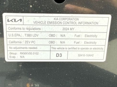 Used 2024 Kia EV6 Light RWD image 11